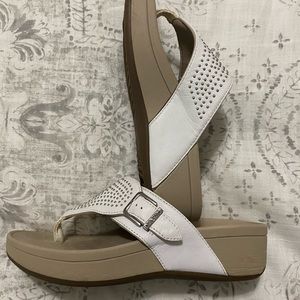Vionic sandals